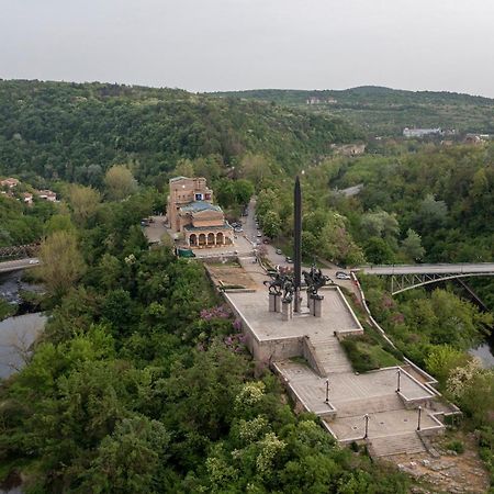Bobevata Guest House - Floor 2 - Stunning View Old Town Велико-Тырново Экстерьер фото