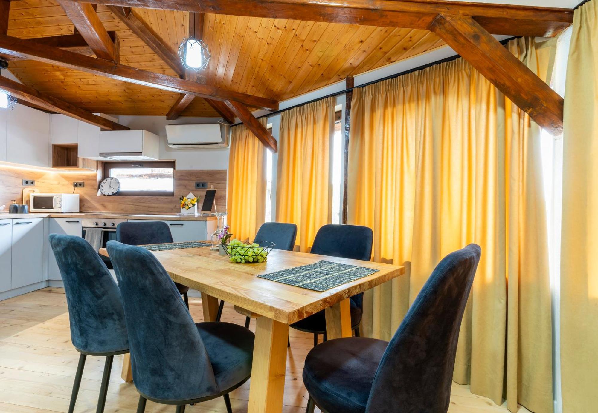 Bobevata Guest House - Floor 2 - Stunning View Old Town Велико-Тырново Экстерьер фото