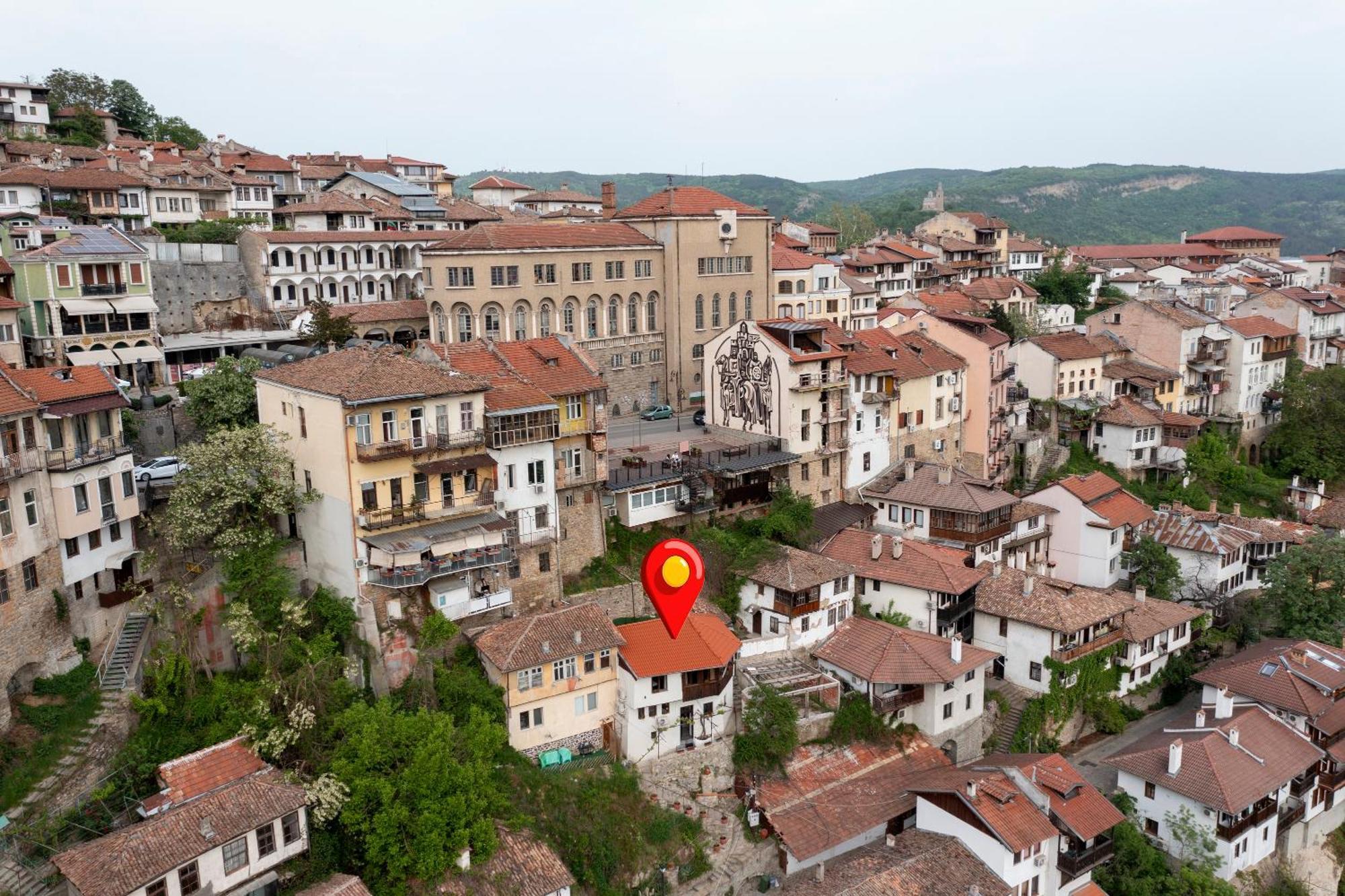 Bobevata Guest House - Floor 2 - Stunning View Old Town Велико-Тырново Экстерьер фото