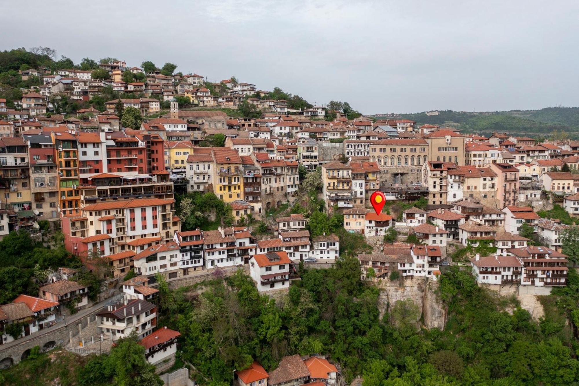 Bobevata Guest House - Floor 2 - Stunning View Old Town Велико-Тырново Экстерьер фото